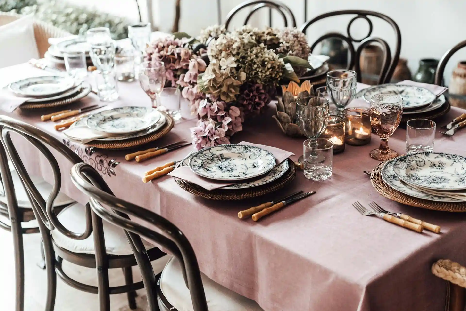 Discover the Hidden Benefits of Personalized Dinner Napkins